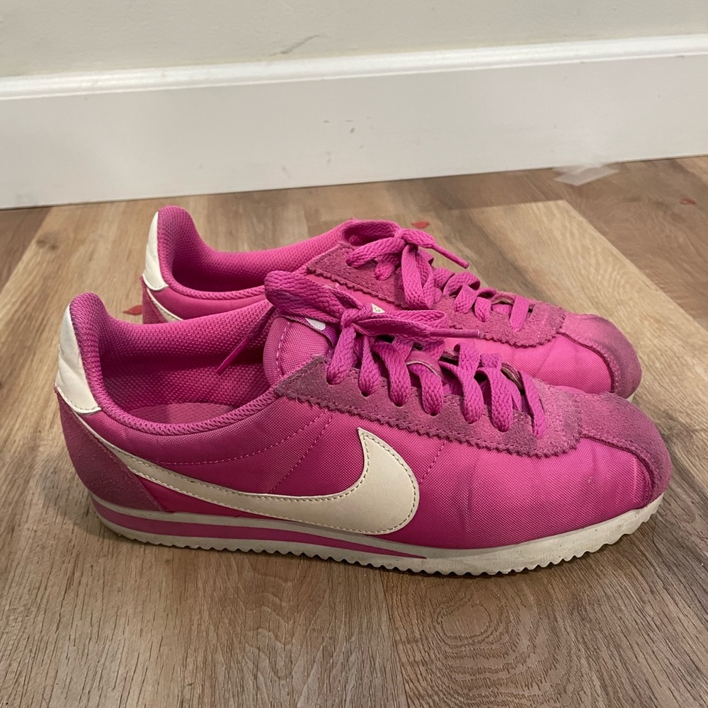 Nike Classic Cortez Nylon Fuschia White Summit